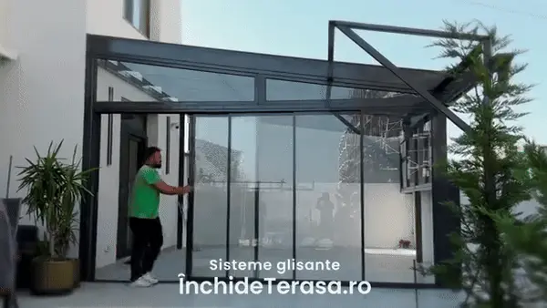 Închideri terase cu sticlă glisantă – soluție modernă pentru protecție și confort, oferind un spațiu luminos și funcțional pe tot parcursul anului.